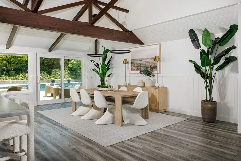 Dining room opening to the pool — Corona del Mar real estate photography