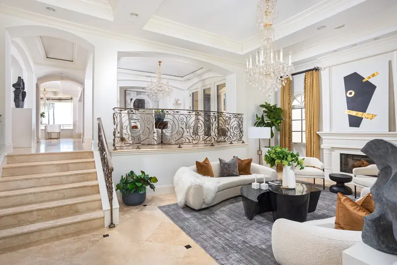 Living and dining room — Misty Sea Remodel, Laguna Niguel real estate photography