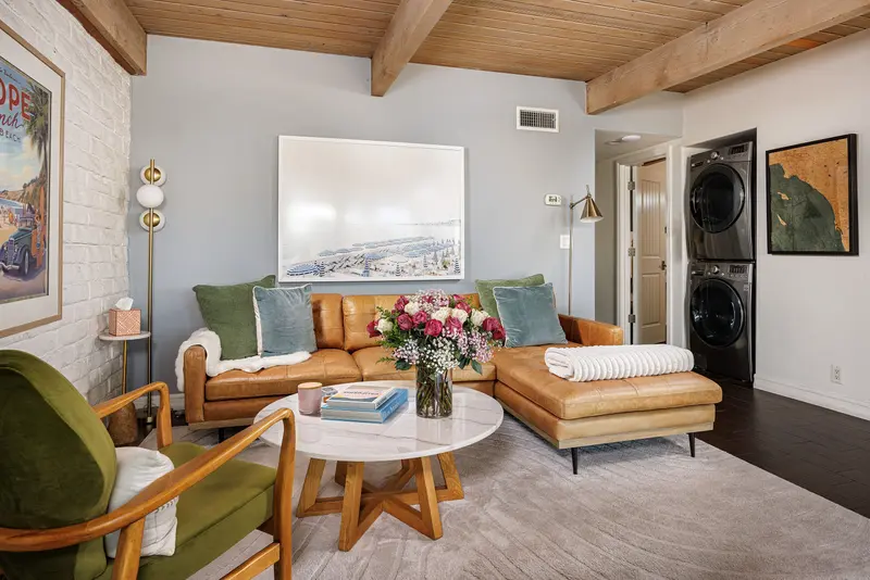 Living room with white brick wall — San Clemente real estate photography